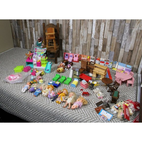 Lot of Doll Accessories/Furniture/Dolls/ + Some! Vintage -...